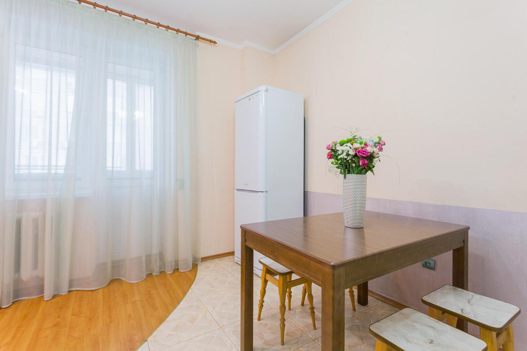 Апартаменты Возле Мвц Kiew Zimmer foto