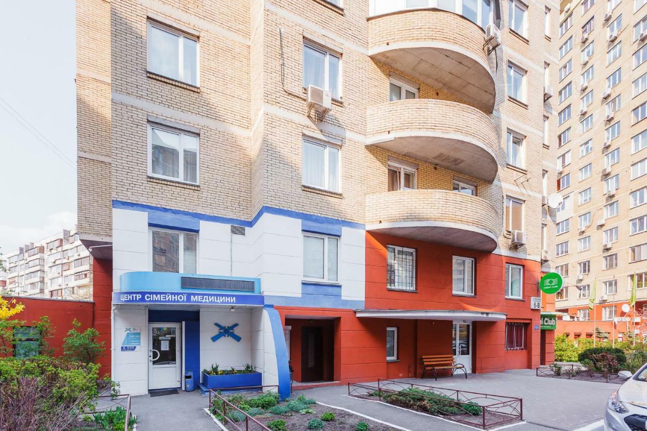 Апартаменты Возле Мвц Kiew Exterior foto